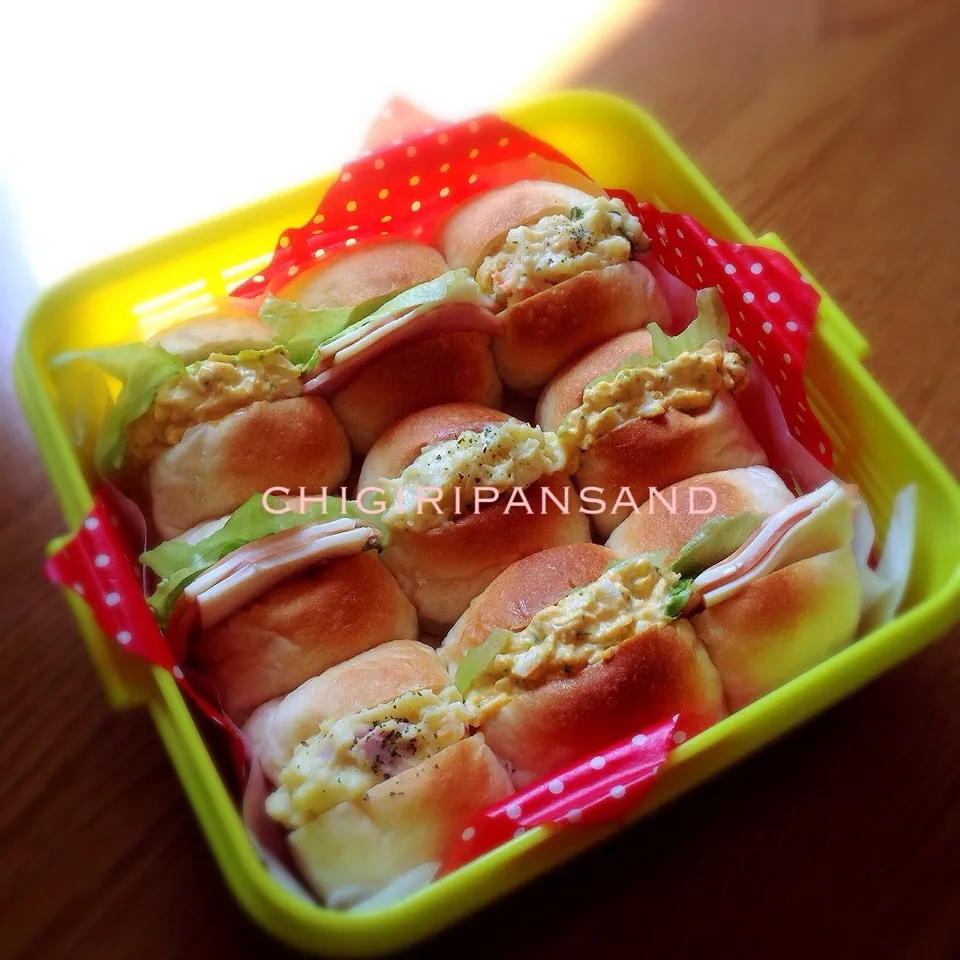 おかなさんの♡パン・オレ de ちぎりパンサンドのお花見弁当🌸|あやさん