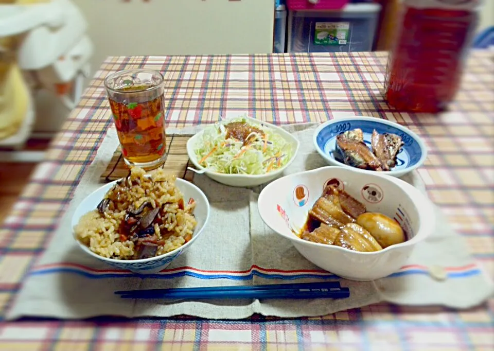 五目ご飯と秋刀魚蒲焼き&豚の角煮|タカギ ユウヤさん