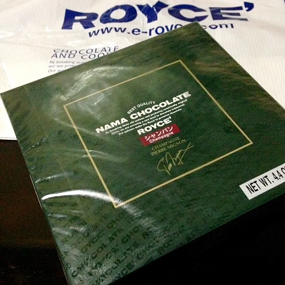 Royce' Nama Champagne Chocolate!|iamfem05さん