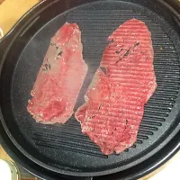 Snapdishの料理写真:高級お肉を焼きました。|ayako1496さん