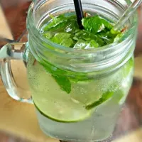 Snapdishの料理写真:virgin Mojito|Utami Rahayuさん