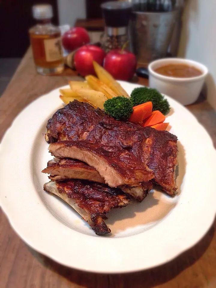 Oven roast spareribs with apple whiskey barbecue sauce|rick chanさん