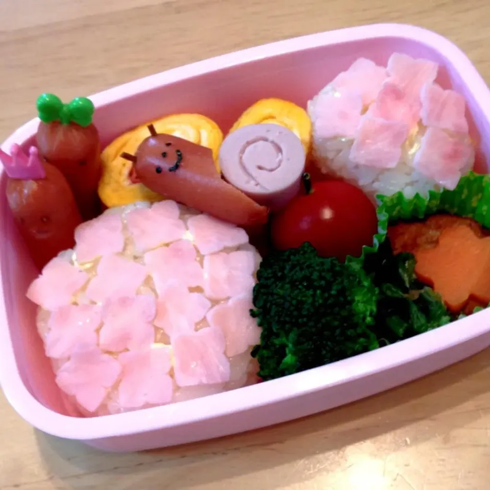 かたつむりと紫陽花のお弁当♪( ´▽｀)|meltさん