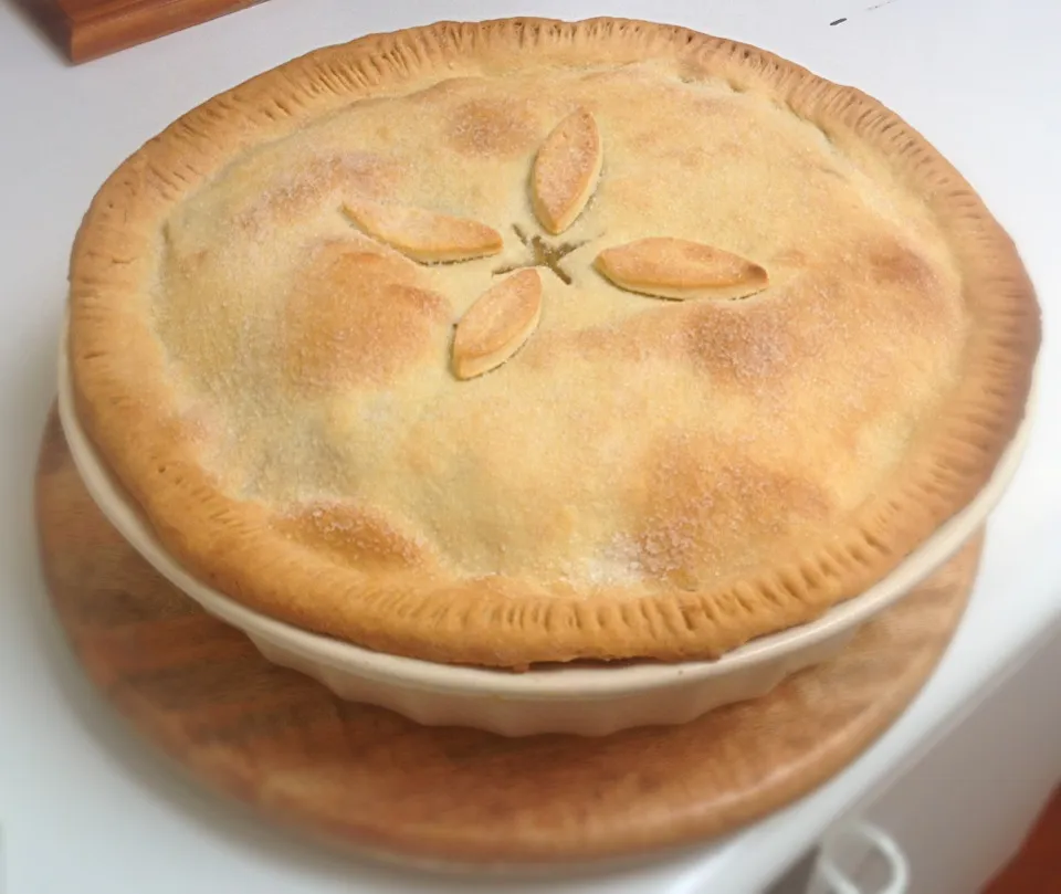 Homemade apple pie :)|Samantha Jane Russoさん