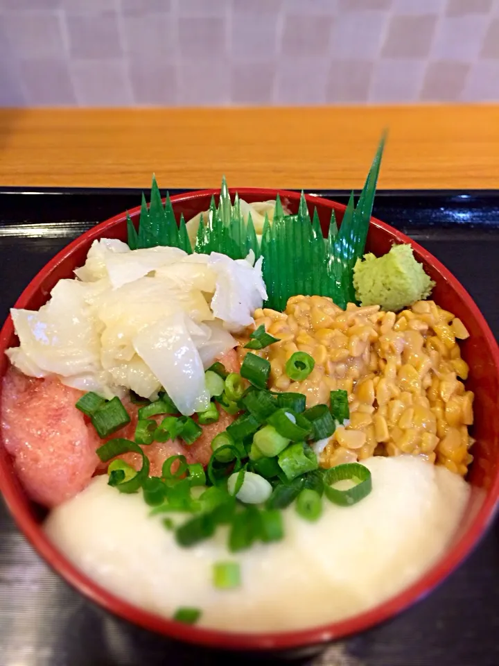 海ねばねば鮮丼|このみさん