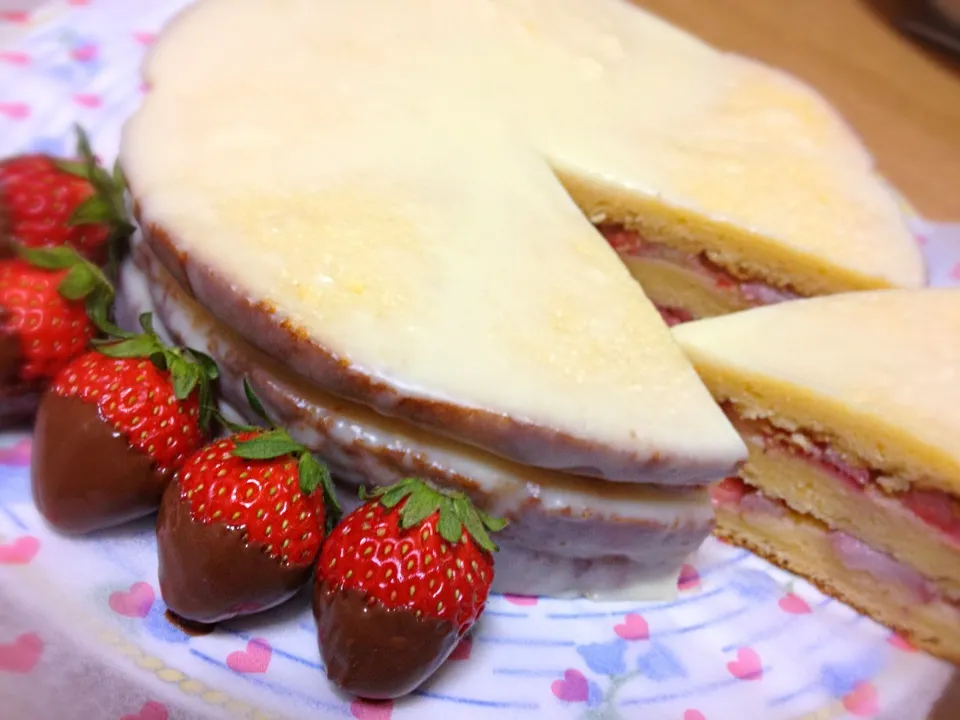 ホワイトチョコケーキ…|ホッシーさん