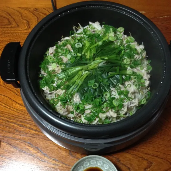 蒸しあがりました。
ネギ散らして出来上がり。
ポン酢で食べちゃうよぉ〜|ゆのまきさん