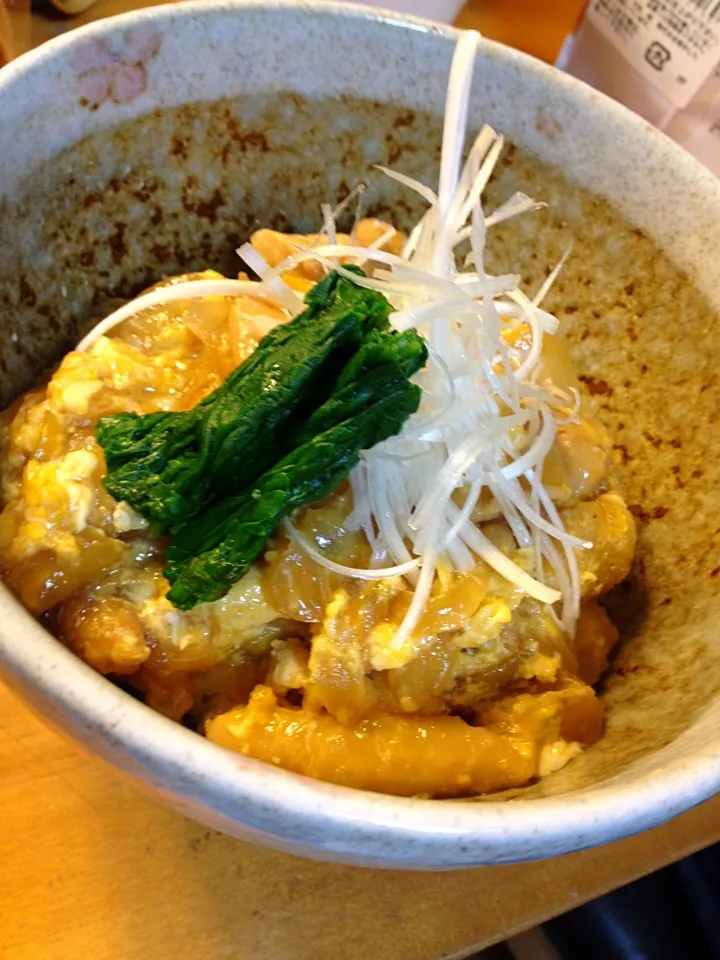 鶏肉たっぷり親子丼|沖縄「ピロピロ」ライフさん