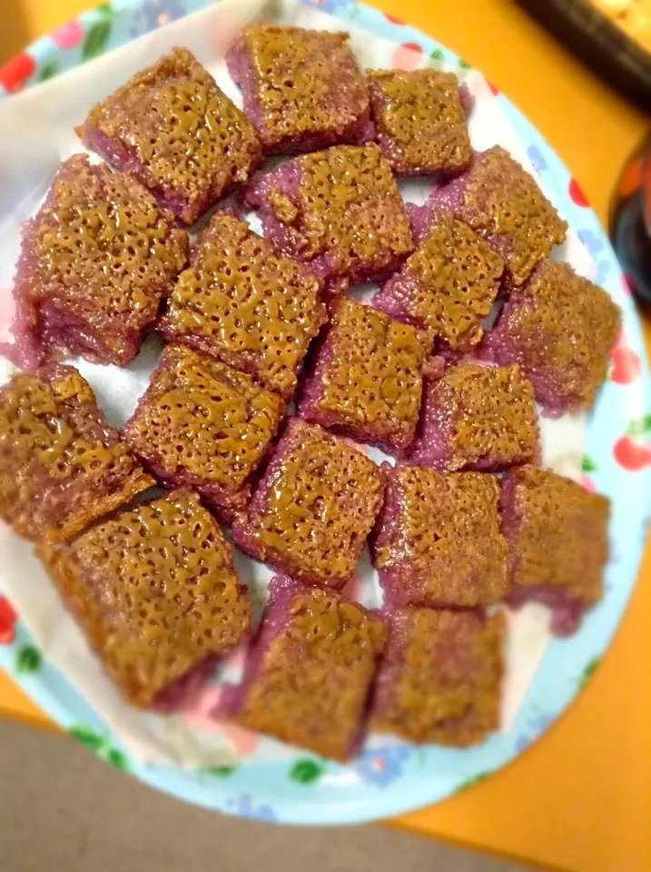 PurPLe YaM StiCkY RiCe CaKes..|GeMzKiTchさん