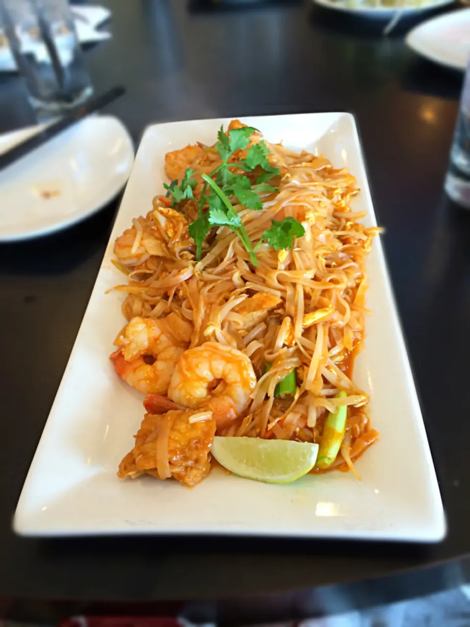 shrimp pad thai|Kyna Hortenさん