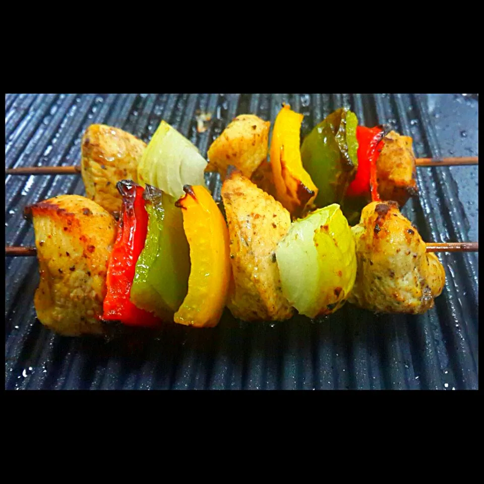 Grilled chicken kebabs|Melissa Dukharanさん