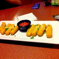 Mozzarella Sticks|Savasaurus Rexさん