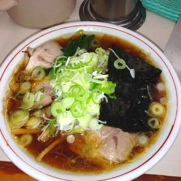 本日も、青島ラーメンの青島チャーシューにしちゃいました。さっぱりした生姜醤油ラーメンが癖になります！オススメです！|hnyk75さん