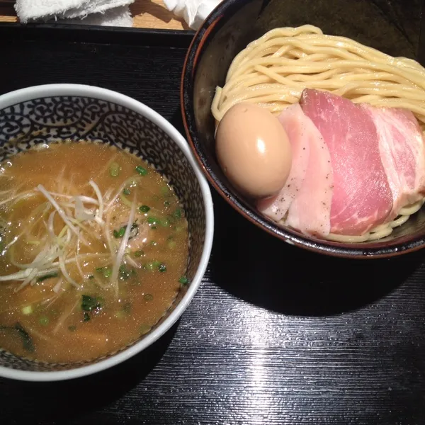 開店前にこの行列。食べログ日本二位のラーメン屋さん。やっぱり美味い！！|taitonさん