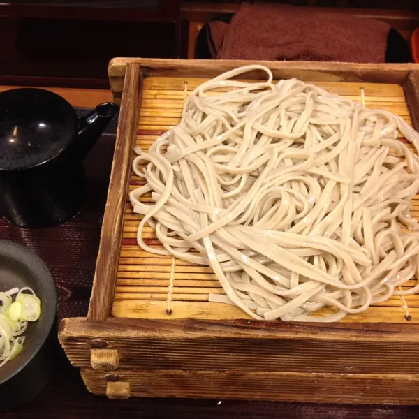 年越し蕎麦を年越し前に食べたよー⭐︎
新年あけましておめでとうございます！
今年もよろしくお願いします(*^^*)|taitonさん