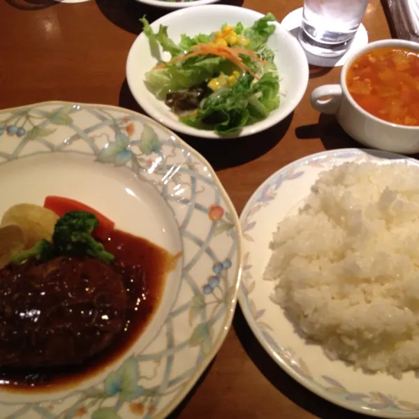 Snapdishの料理写真:ハンバー|taitonさん