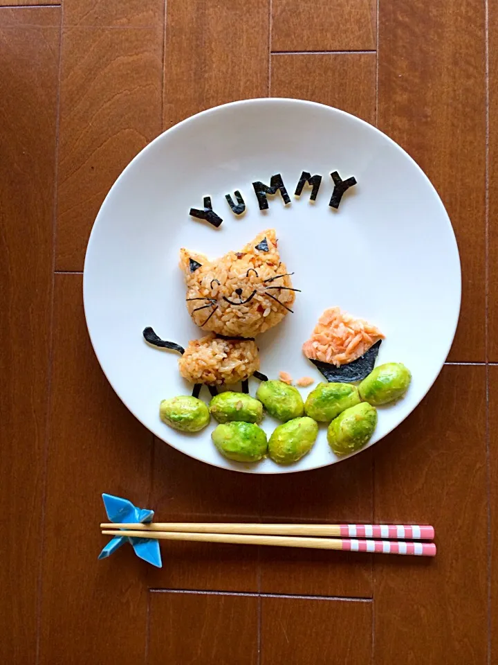 Snapdishの料理写真:Cat onigiri|inkainoviaさん