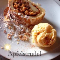 Snapdishの料理写真:Apfelstrudel|Yuko Sasakiさん