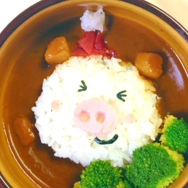 Snapdishの料理写真:明日から上の子は来月の16日まで冬休み〜(ﾉﾟ∀ﾟ)ﾉ晩ご飯はクリスマス気分のブタさんだぶー🐽🎵|calmamanさん