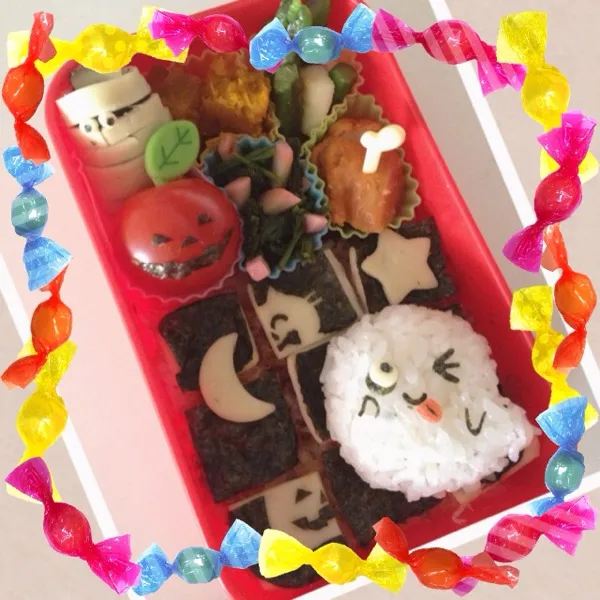 おはです(⋈･◡･)✰今日はあったかくて晴天〜ハロウィン海苔弁（◍›◡ु‹◍)またまた娘起きちゃって30分のタイムロス(｡ŏ﹏ŏ)作りたいのが作れない…そろそろキャラ弁限界かも…|calmamanさん