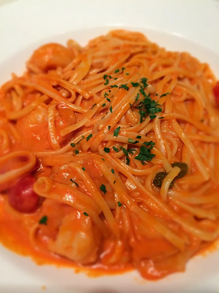 Snapdishの料理写真:Spaghetti with Crab Meat & Scallop|Doris Wong 🐰さん