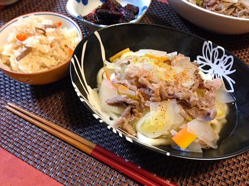 かやくご飯、肉うどん|よ～さん