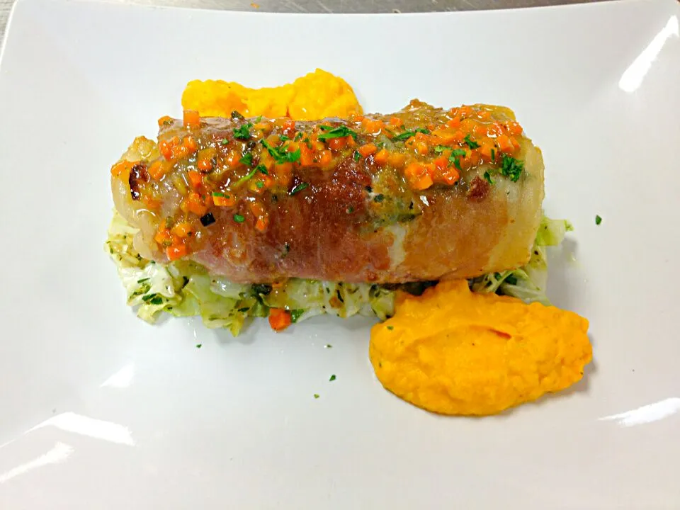 Prosciutto Wrapped Cod on a Bed of Sauteed Cabbage w/ Spiced Puree of Carrot|Travis Dufreneさん