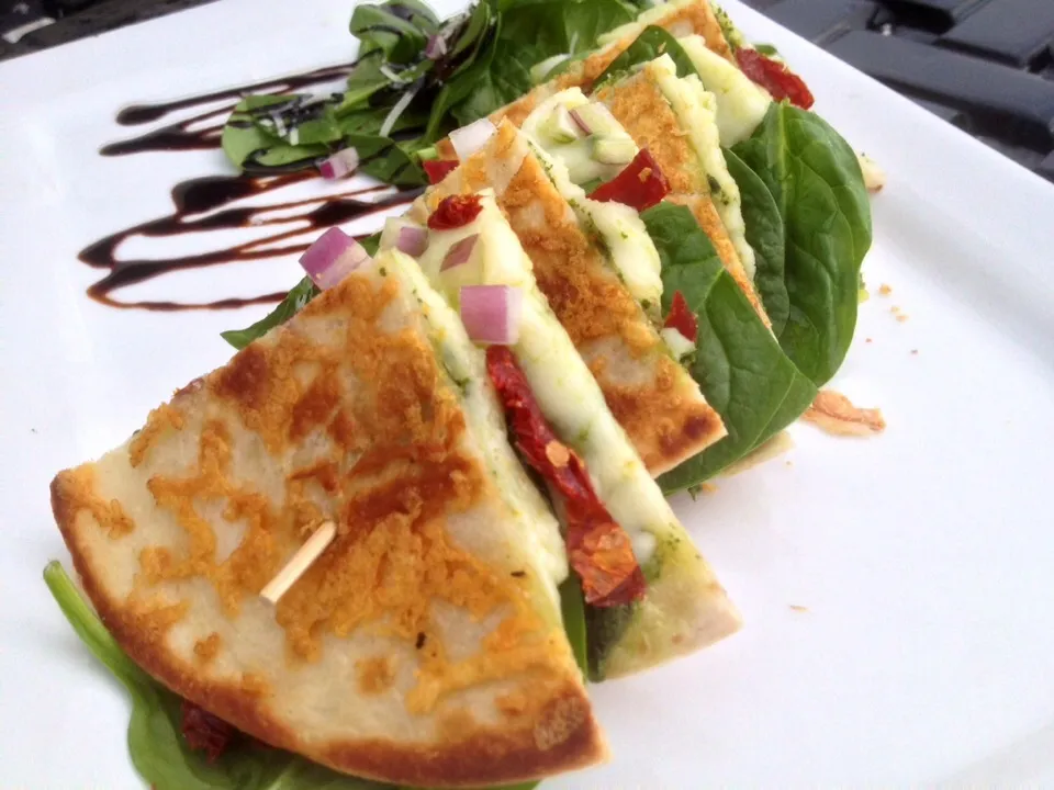 Parmesan Cheese Crusted Pesto Quesadillas|peggy waldonさん