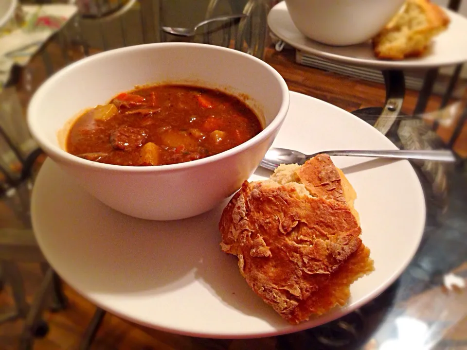 Guinness beef stew with soda bread|Elle Bates Reuterさん