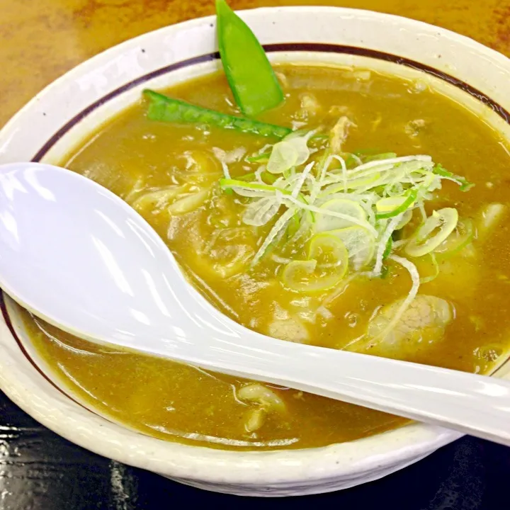 山田うどんのカレーうどん|ハムスターミエさん