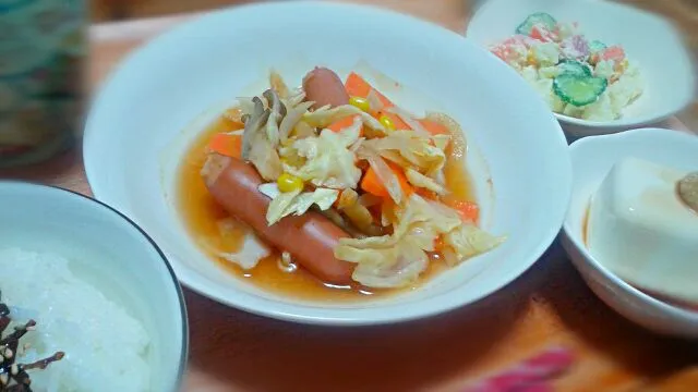 Snapdishの料理写真:野菜スープ トマト味|emyさん