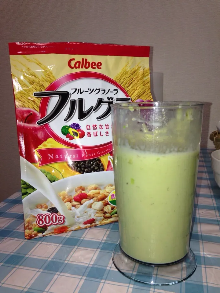 Avocado banana shake|Algerian moohさん