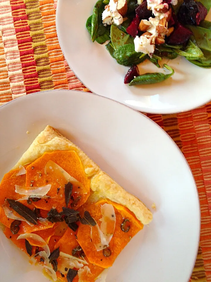 Squash & jalepeno honey tart with salt roasted beet salad|Matthew Cashenさん