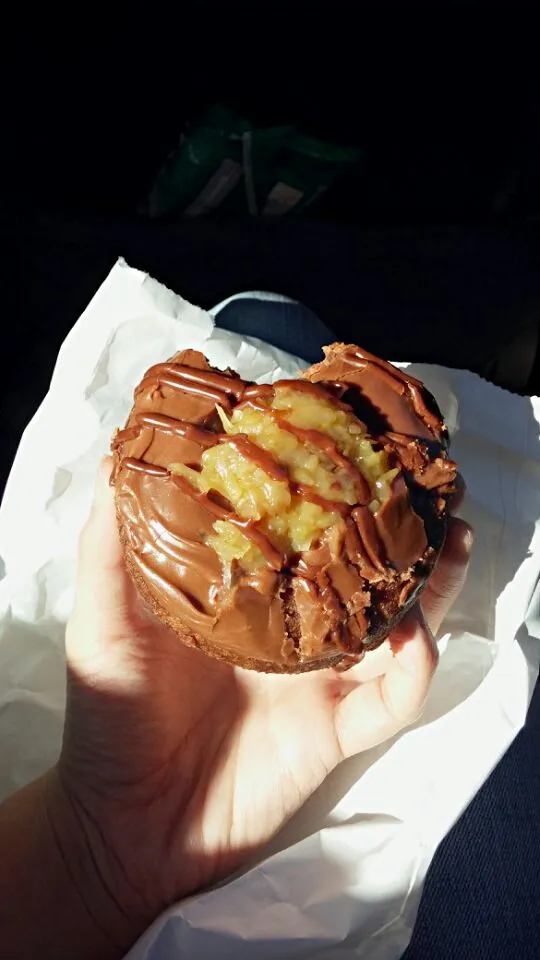 Snapdishの料理写真:German Chocolate Donut 🍩|Quynhさん