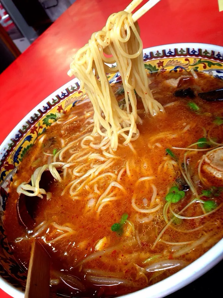 ✨四川風激辛みそラーメン🍜✨|中さんさん