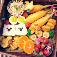 ミッキーサンドイッチ&フレンチトーストのお弁当♪*|coco*mamaさん