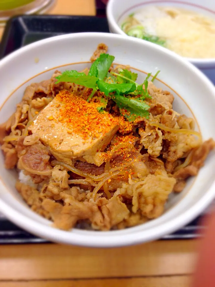 牛すき丼と小うどん|石田尚之さん