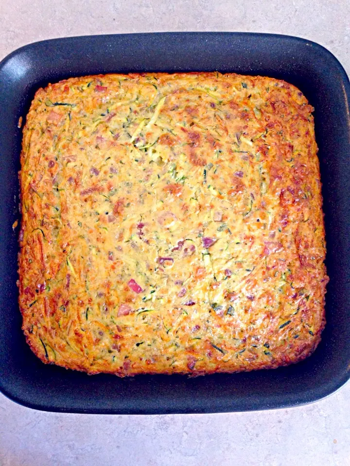 Zucchini bacon onion and basil slice|Chrisy Hillさん