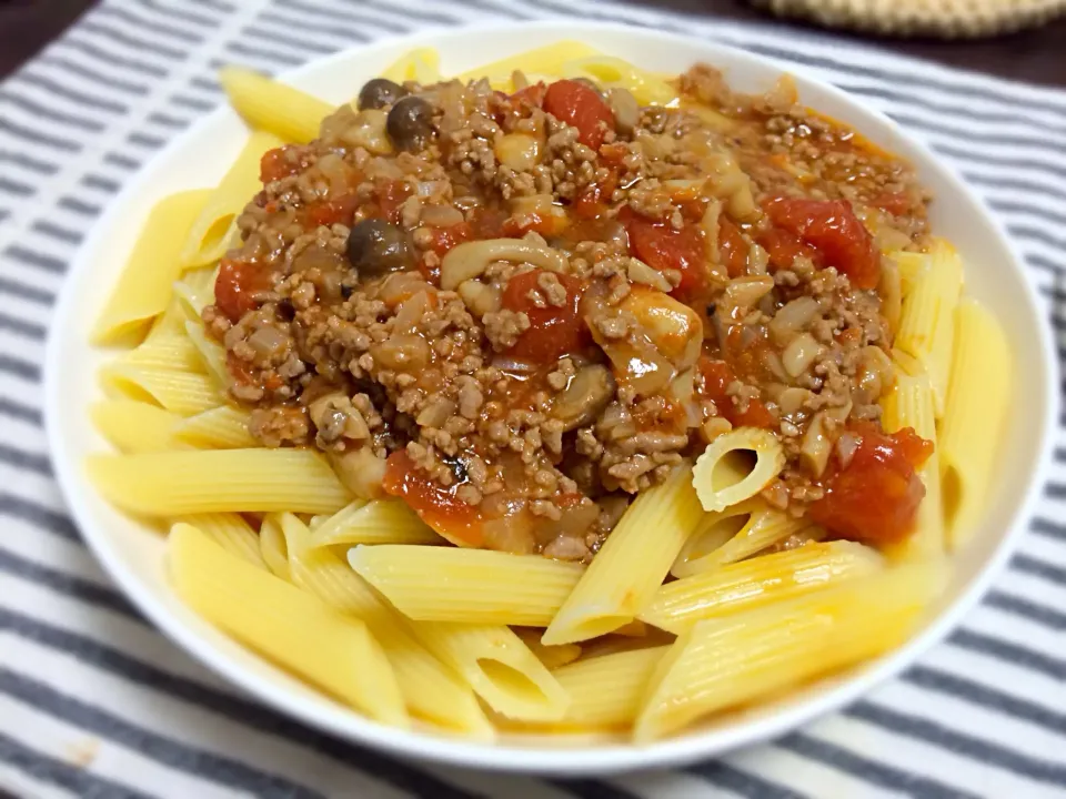 Snapdishの料理写真:りるのんさんの料理 我が家の肉々しいミートソース🍝|かおりさん