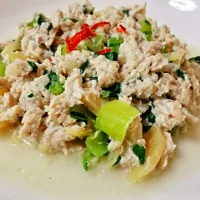 Shredded Fish in Coconut Milk topped with Chili Flakes|Ruel J. Saunarさん