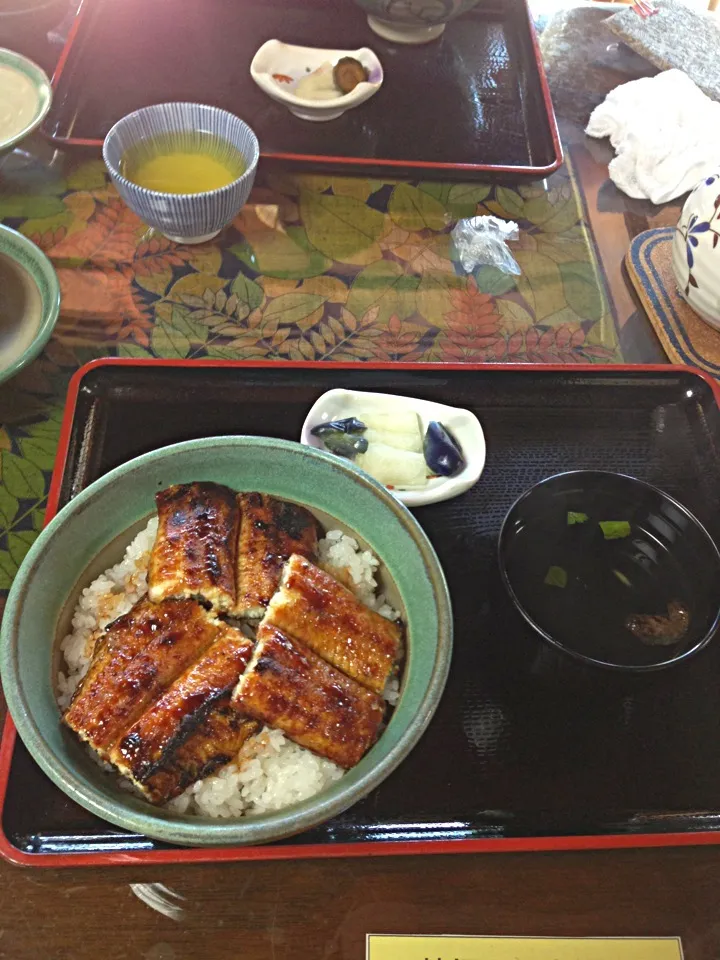 鰻丼|ゆうさん