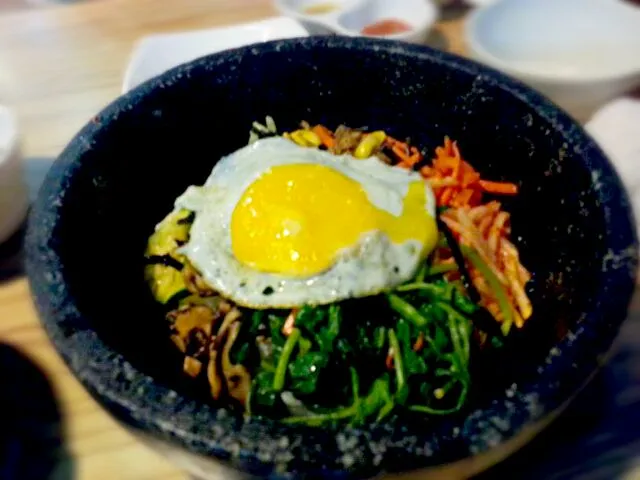 Snapdishの料理写真:Bibimbap|Li Yokeさん