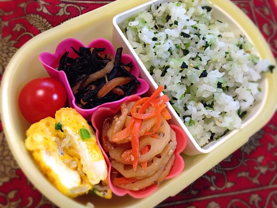 レンコンのきんぴらとじゃこ入り玉子焼き弁当|もえさん