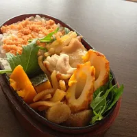 Snapdishの料理写真:【ちくわタマゴしゃけ】飛び出す弁当|knifo.oさん