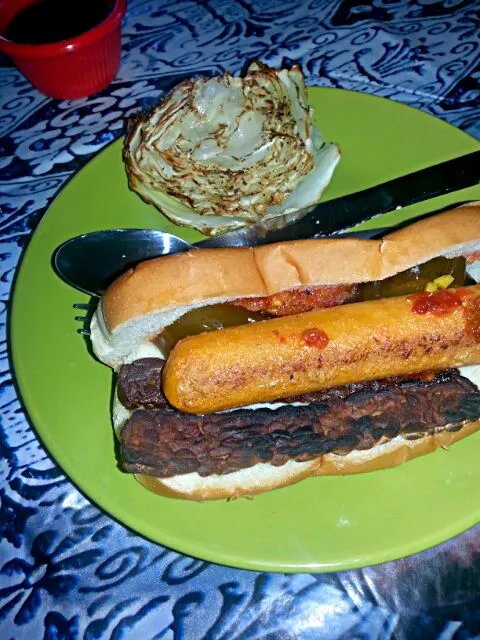 tofu pup with tempeh bacon and pickle and roasted cabbage slice.|Polly Gelfusoさん