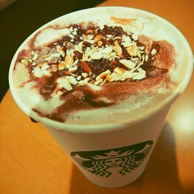 今日から♥chocolate pretzel mocha|eriiiiin05さん