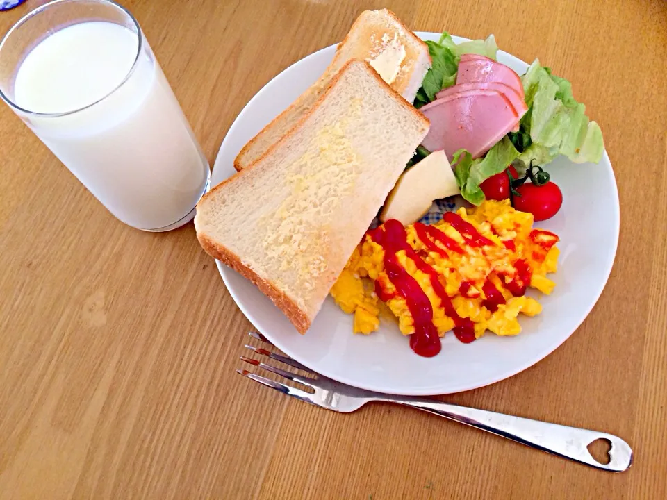 朝ごはん*\(^o^)/*プレート|メロンぱんなさん