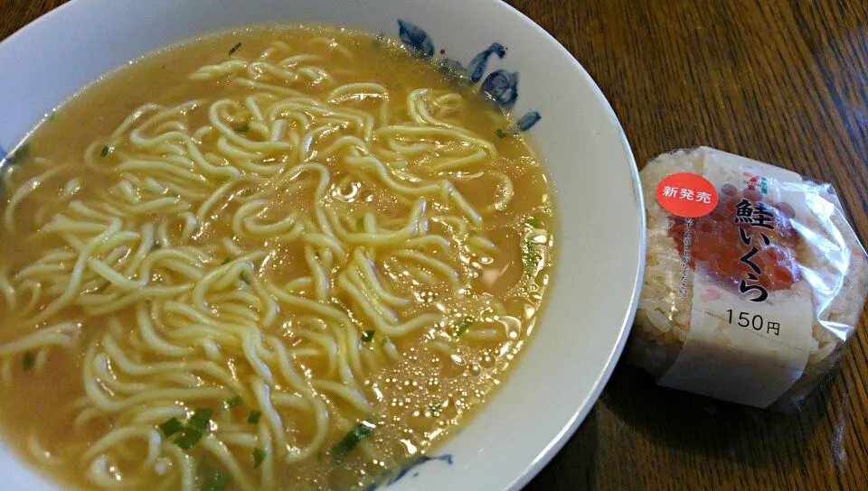 インスタントラーメン…|ずんずんさん