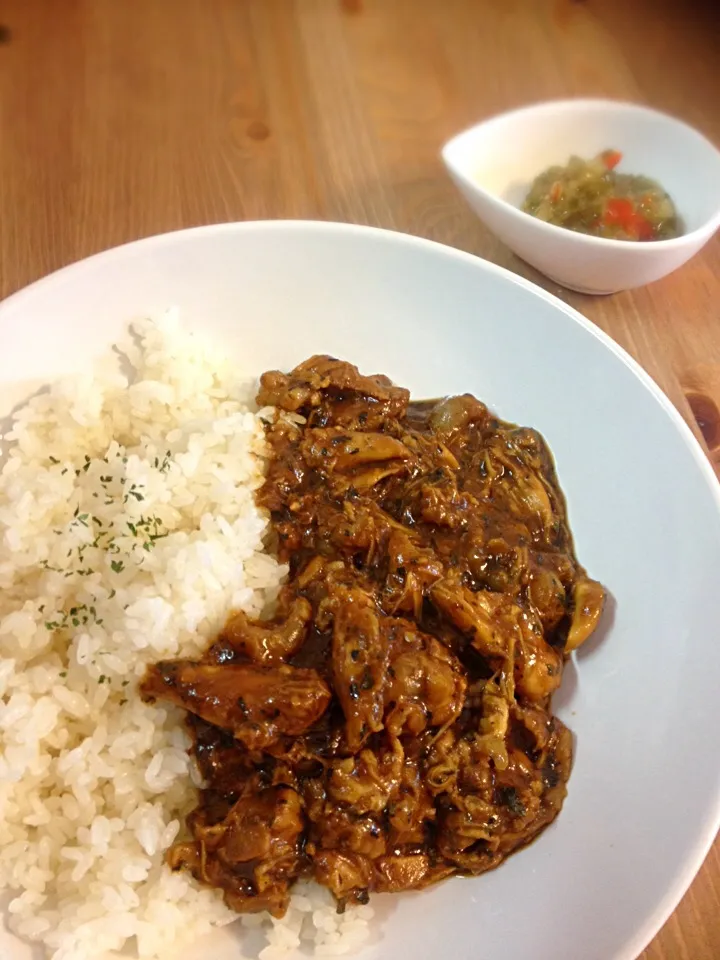 バジルチキンカレー、スイートピクルス添え|Yoshikoさん