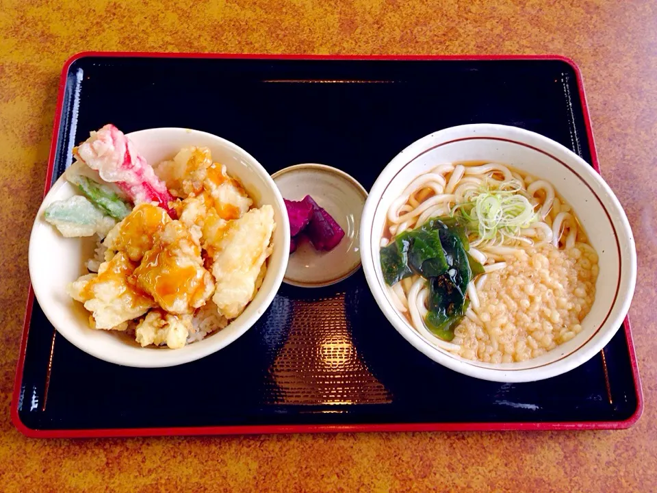 山田うどん イカ丼セット|Ono Toshiomiさん